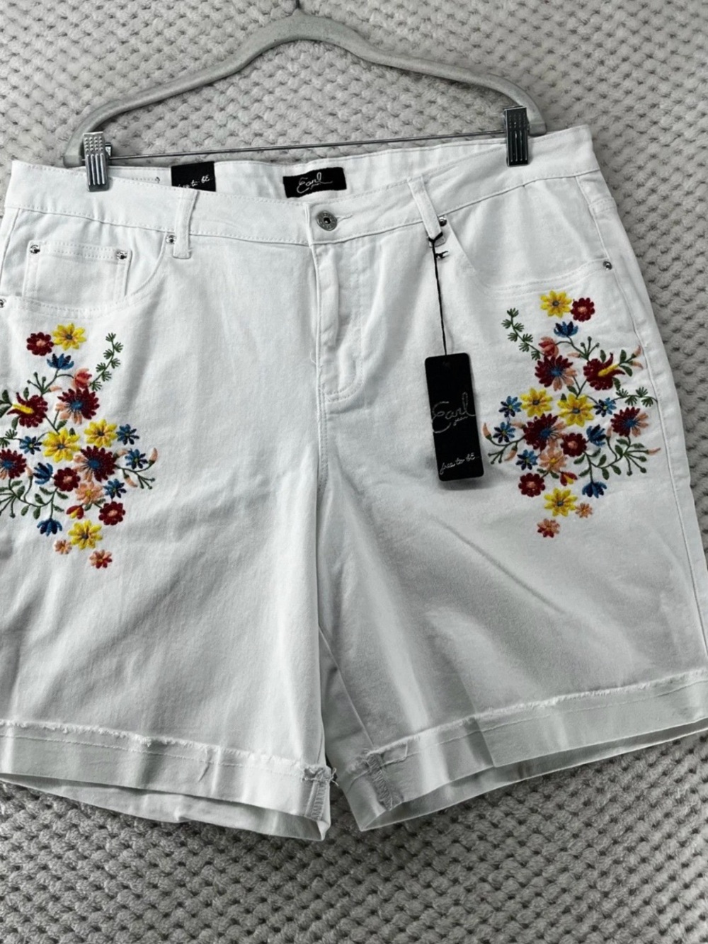 Earl Jeans White Floral Embroidered Bermuda Shorts